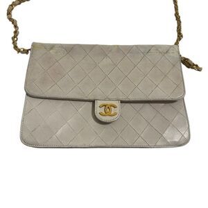 Chanel Beige Quilted Shoulder Bag with Gold Chain